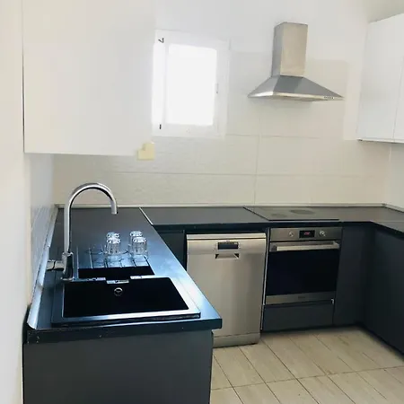 וילה Villa Sunny Side With Private Heated Pool *