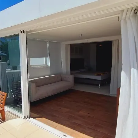 וילה Villa Sunny Side With Private Heated Pool *